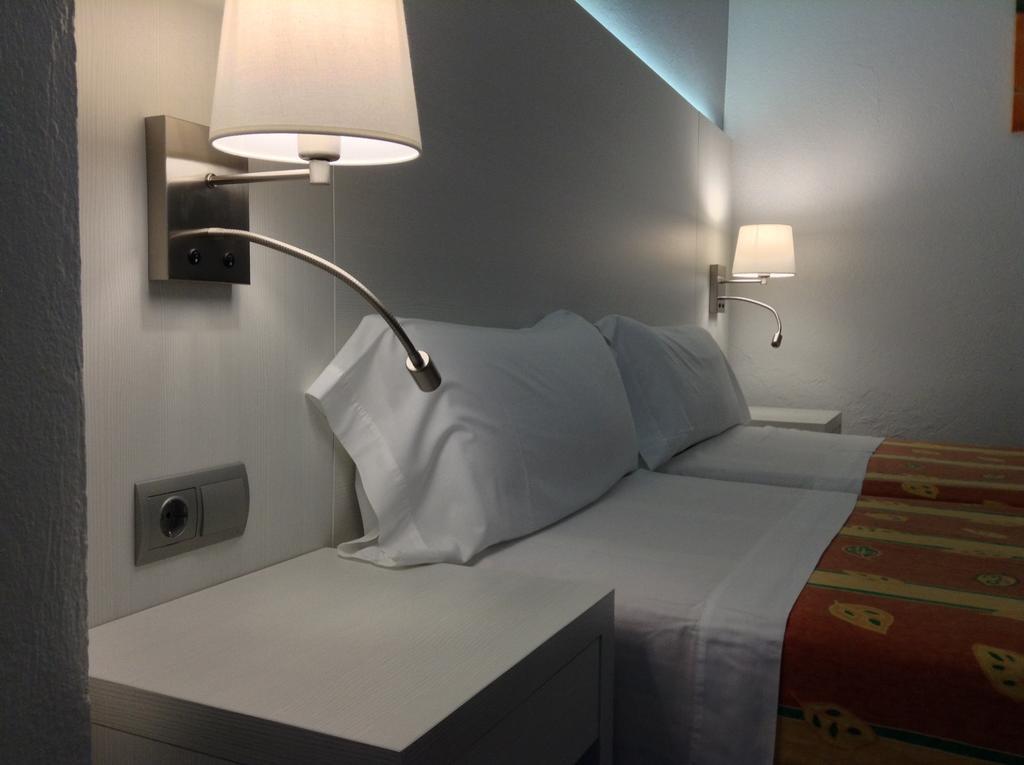 Hostal Pitiusa Ibiza Extérieur photo